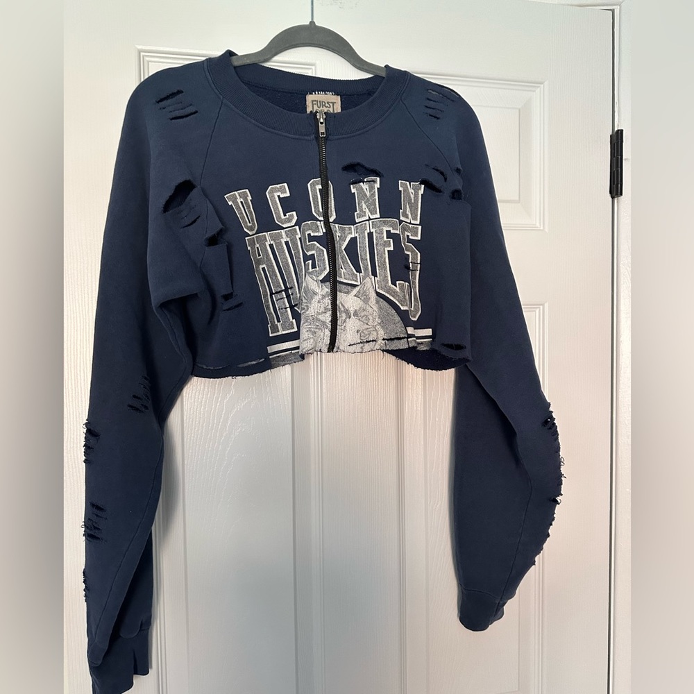 BNWOT FURST OF A KIND UCONN SWEATSHIRT!